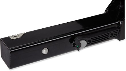 Alternate View (Black)