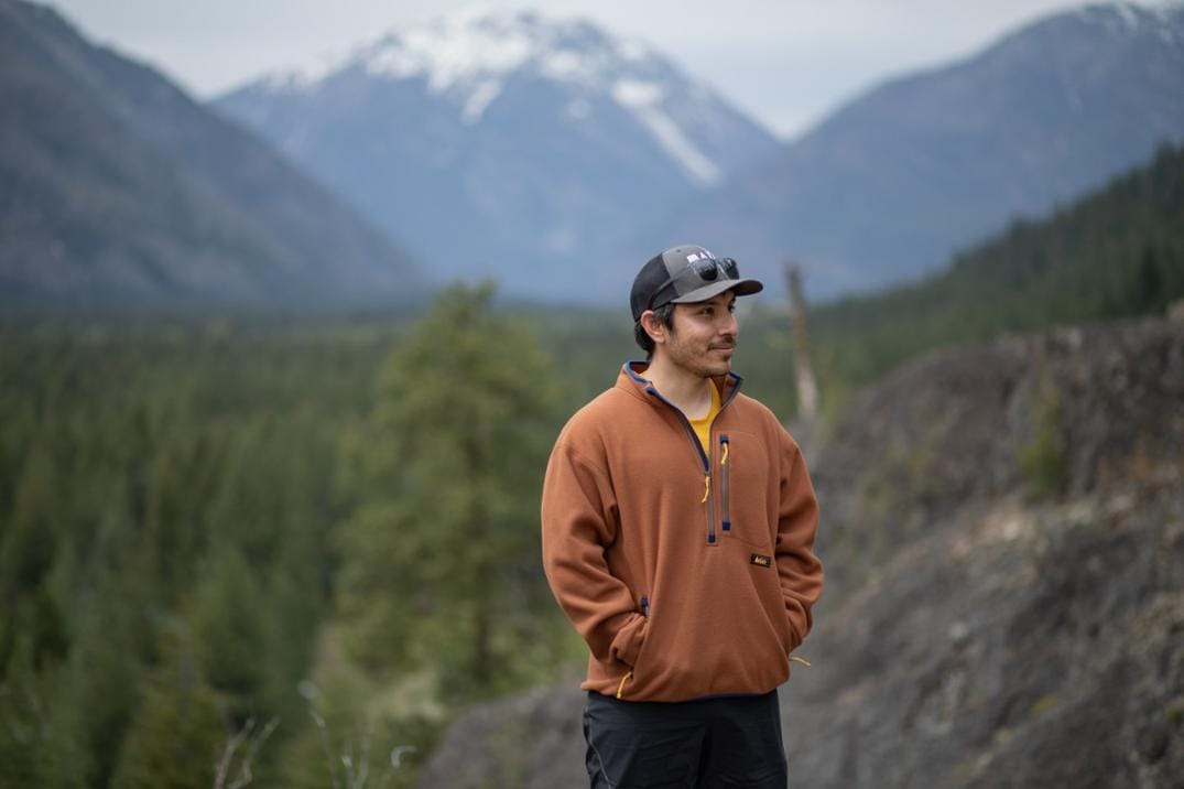 Location Image for Trailsmith Fleece Pullover - Men's Tall Sizes