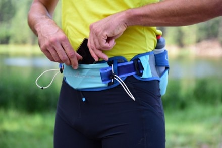 UltrAspire Speedgoat 3.0 Hydration Waist Pack 8