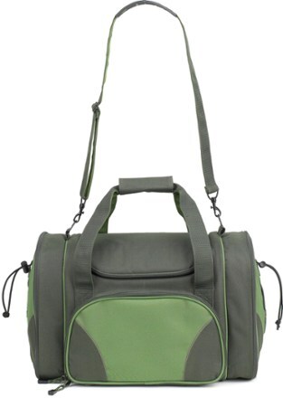 Green  picnic duffel closed