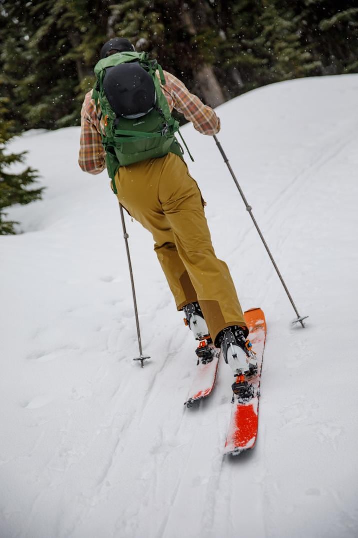 Location Image for First Chair GTX Bib Snow Pants - Men's