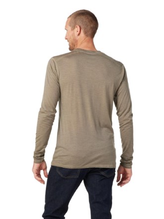 Smartwool Classic All-Season Plant-Based Dye Merino Long-Sleeve Base Layer Top - Men's 2