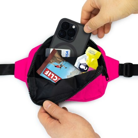 Amphipod RunBright R3 Express Convertible Pack 1