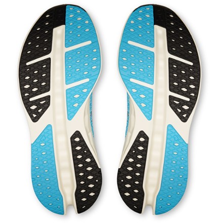 On Cloudsurfer Max Road-Running Shoes - Women's 5