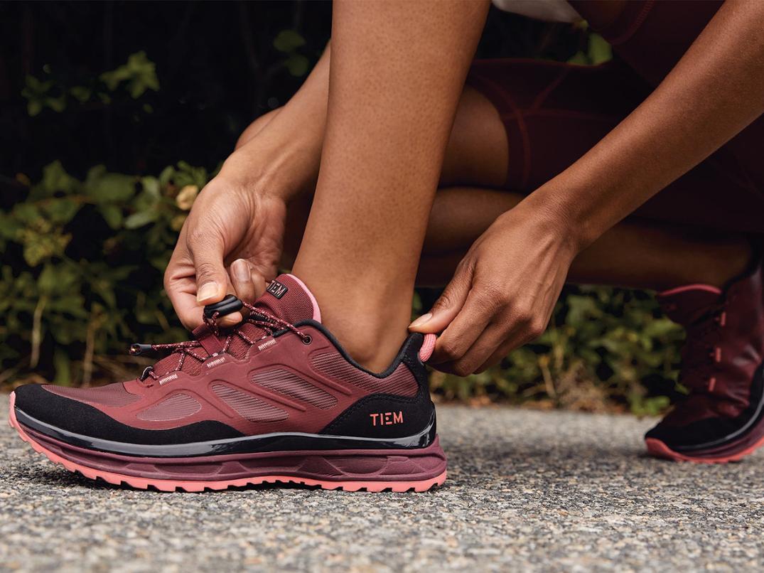 Location Image for Via Cycling Shoes - Women's