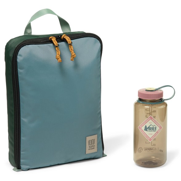 Pack Bag (32 fl. oz. water bottle not included)