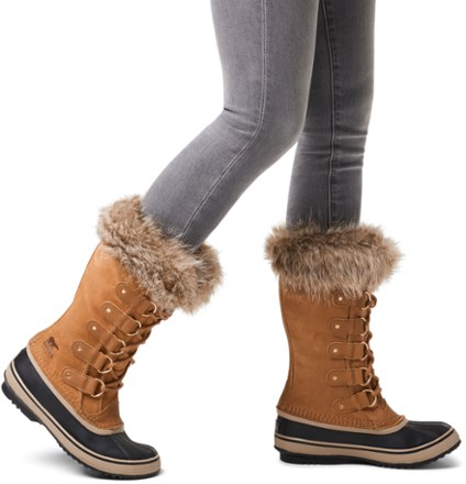 Sorel Joan of Arctic Boots - Women's 6