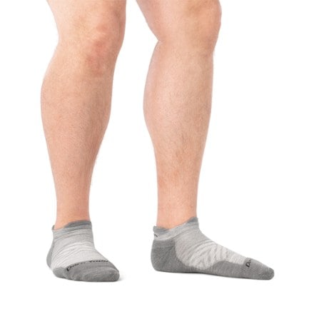 Darn Tough Run No-Show Tab Ultralightweight Cushion Socks - Men's 1