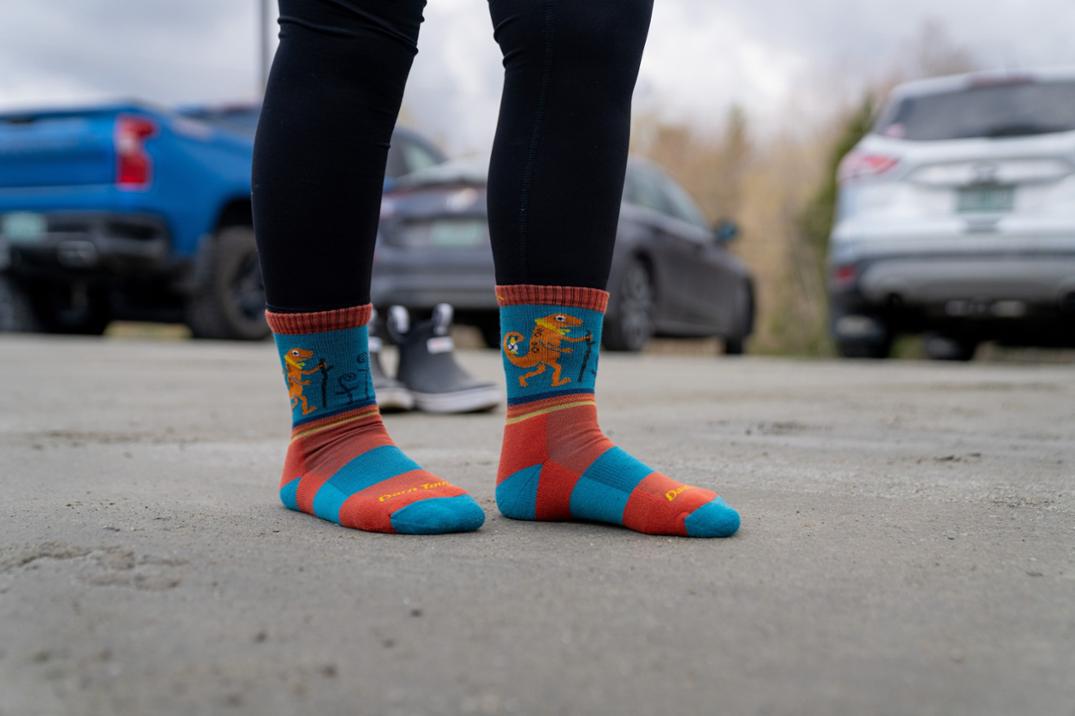 Location Image for Sal Lightweight Micro Crew Cushion Socks - Kids'