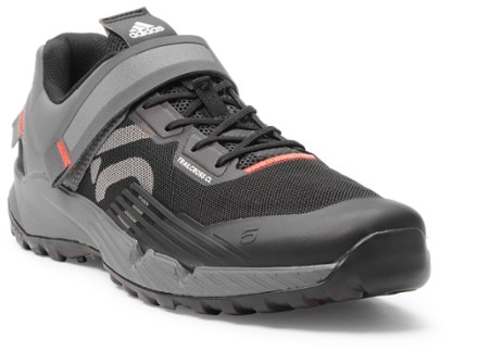 Five Ten Trailcross Clip-In Mountain Bike Shoes - Men's 3/4 view (Core Black/Grey Three)