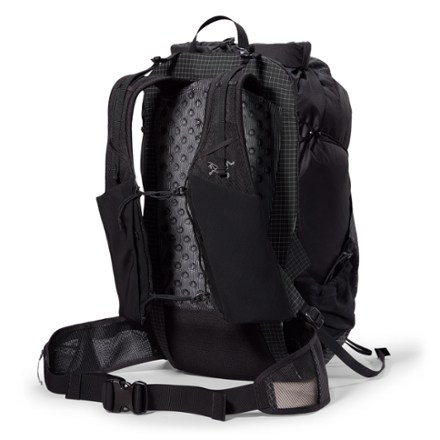 Arc'teryx Aerios 35 Pack 1