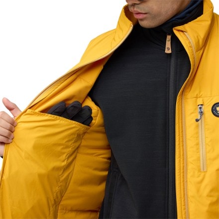 Fjallraven Bergtagen 60 Insulation Vest - Men's 8