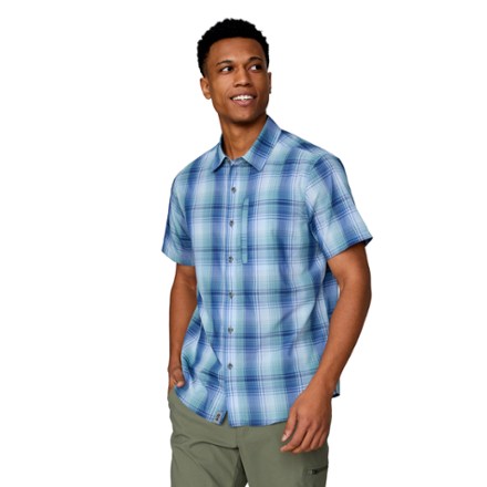 Free Country Men's Excursion Poplin Shirt  Multi-Colored S