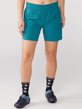 PEARL iZUMi Prospect 2/1 Cycling Shorts with Liner - Women's 1