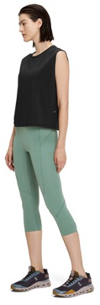 On Focus Crop Top - Women's 3