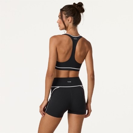 Vuori AllTheFeels Linework Bra 10