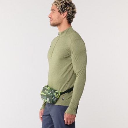 REI Co-op Trail 2 Print Waist Pack 9