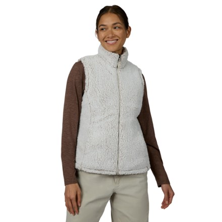 Stratus Lite Reversible Insulated Vest - Women's
