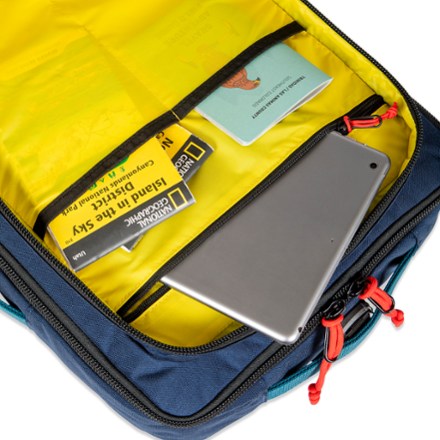 Topo Designs Global Travel Bag 30L 9
