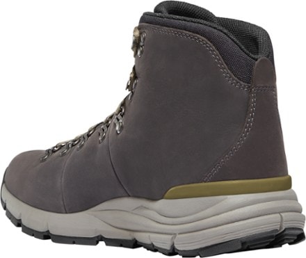 Danner Mountain 600 Leaf GTX Hiking Boots - Men's 2