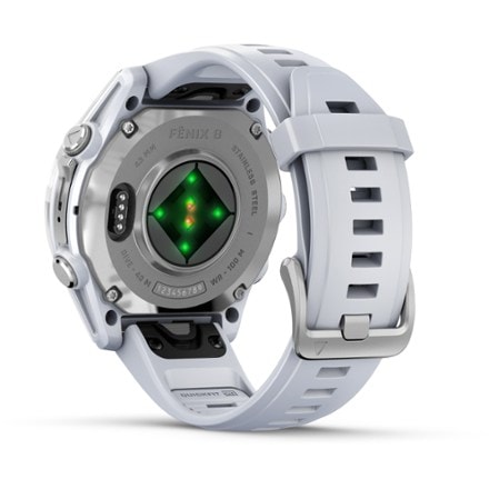 Garmin fenix 8 AMOLED 1