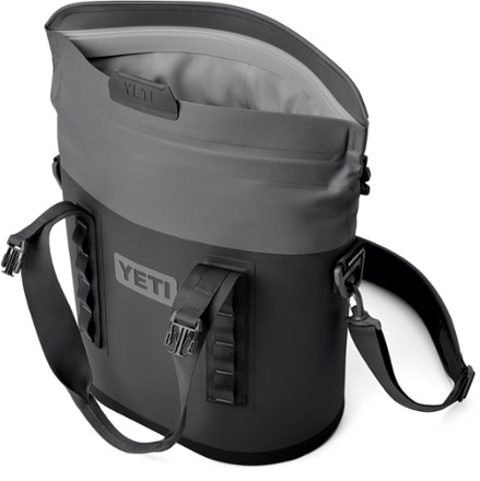 YETI Hopper M15 Tote Soft Cooler 6