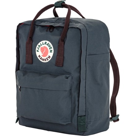 fjllrven kanken graphite 16l Fjallraven Backpack it also comes equipped with top handles Fjallraven Kanken Graphite 13.5 Inch