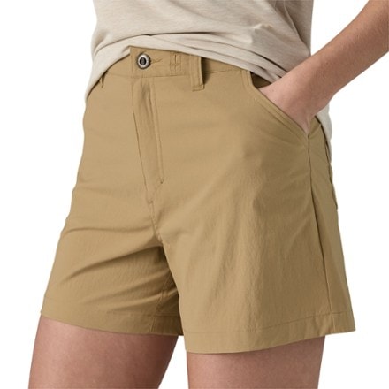 Patagonia Quandary 5" Shorts - Women's 4