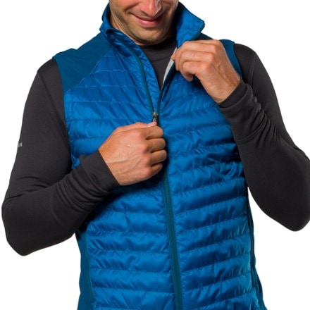 Nathan Navigator Hybrid Vest - Men's 5