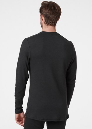 Helly Hansen Lifa Merino Midweight Crew Base Layer Top - Men's 2