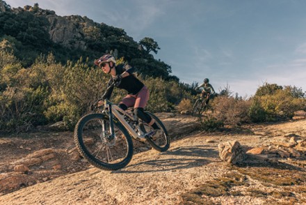 Location Image for Forefront 2 MIPS Bike Helmet