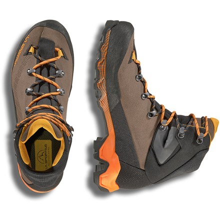 La Sportiva Aequilibrium Trek GTX Hiking Boots - Men's 4