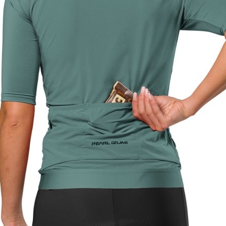 PEARL iZUMi Expedition Cycling Jersey - Women's 7