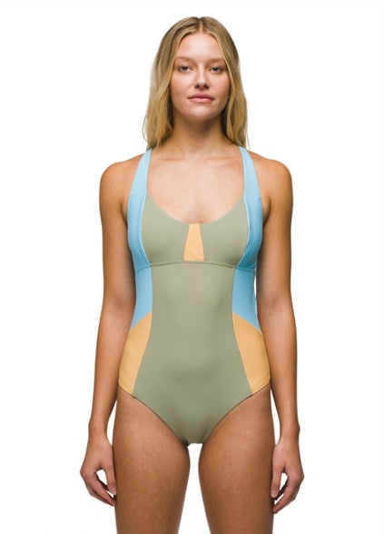 On Body Image of color Sweet Agave