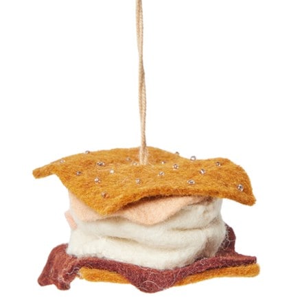 Craftspring S'more Ornament 1