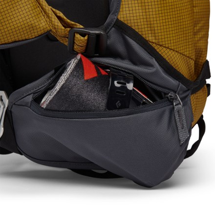Black Diamond Dawn Patrol 25 Snow Pack Accessories not included