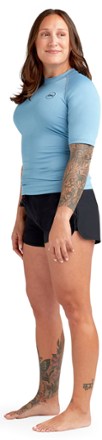 DAKINE HD Snug Fit Rashguard - Women's 1