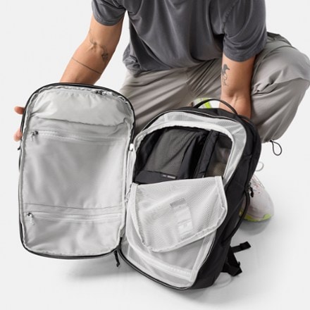 Matador 30 L Carry-On Travel Pack 8