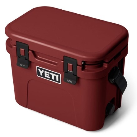 YETI Roadie 15 Hard Cooler 2