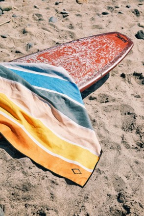 Location Image of color Retro Stripe