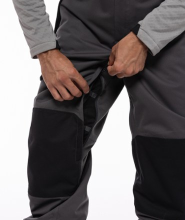 686 Hot Lap Insulated Bib Snow Pants - Men's 10