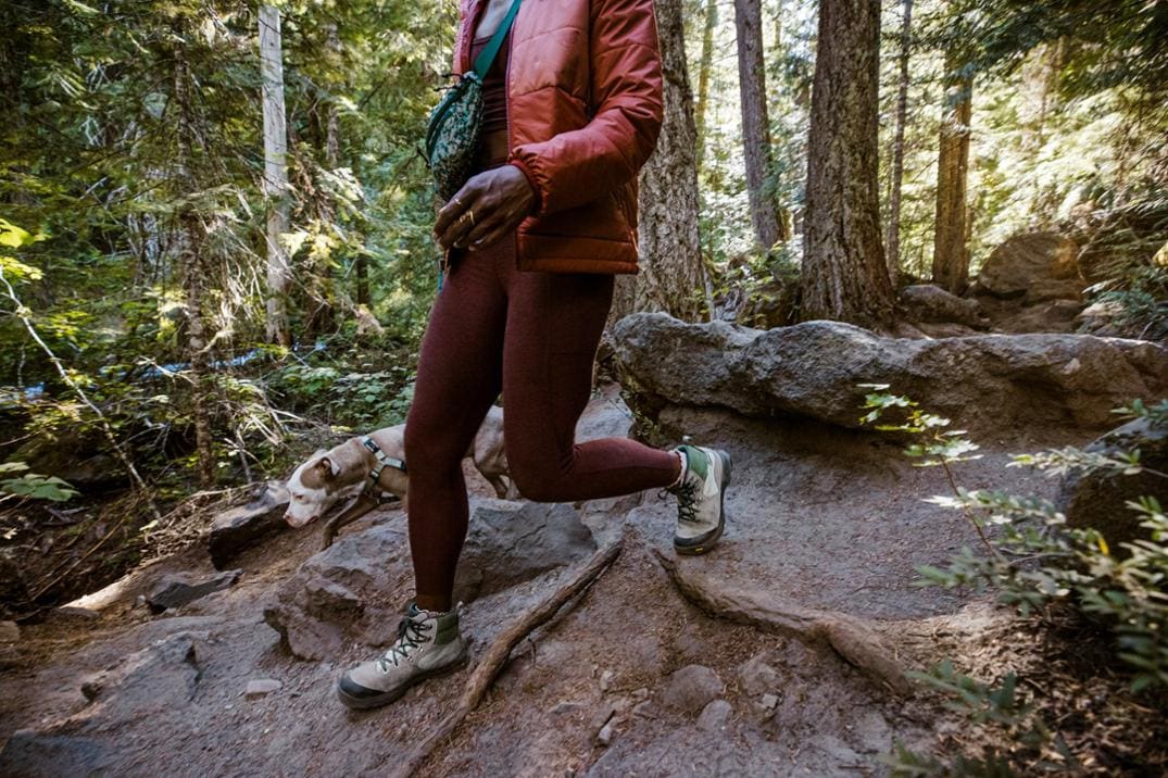 Location Image for Inquire Mid Hiking Boots - Women's