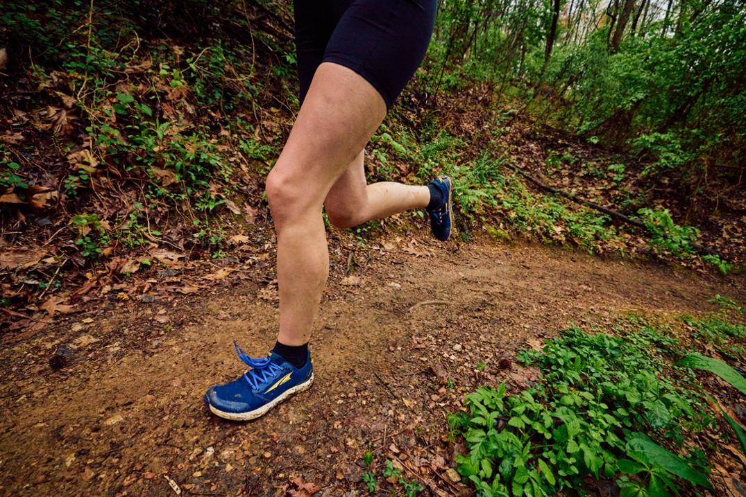 Location Image for Superior 6 Trail-Running Shoes - Women's