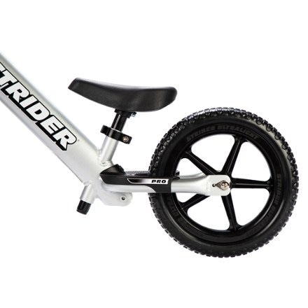 STRIDER 12 Pro Kids' Balance Bike 1