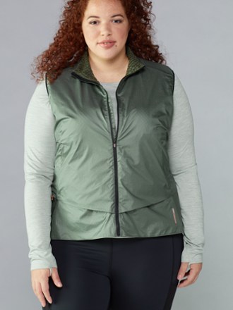 rei trail running vest