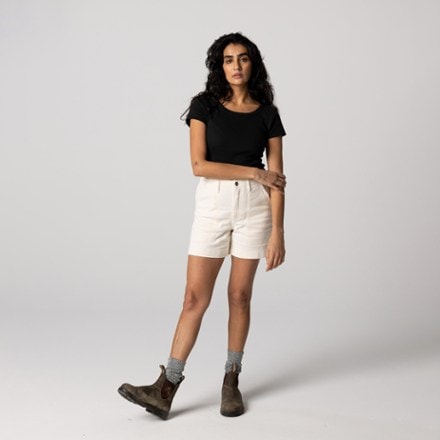 Finisterre Yarrel Shorts - Women's 3