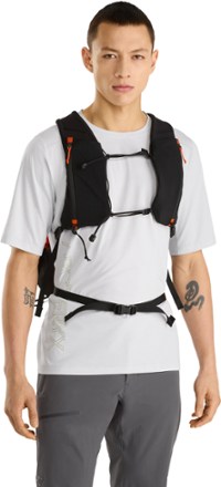 Arc'teryx Aerios 15 Pack - Men's 9