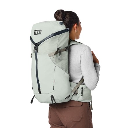 YETI Skala 32 L Pack - Women's 6