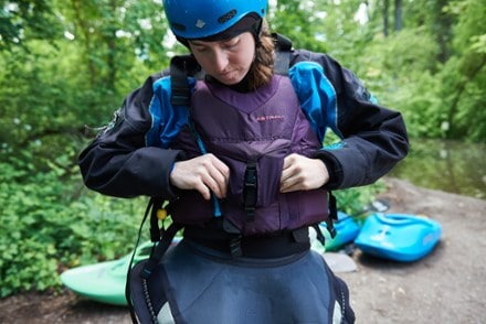 Astral Layla PFD - Women's 6