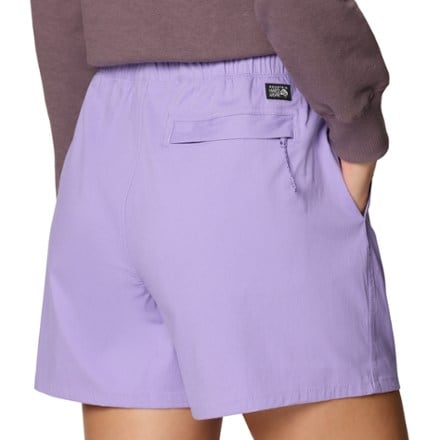 Mountain Hardwear Rockrydge 5" Shorts - Women's 4